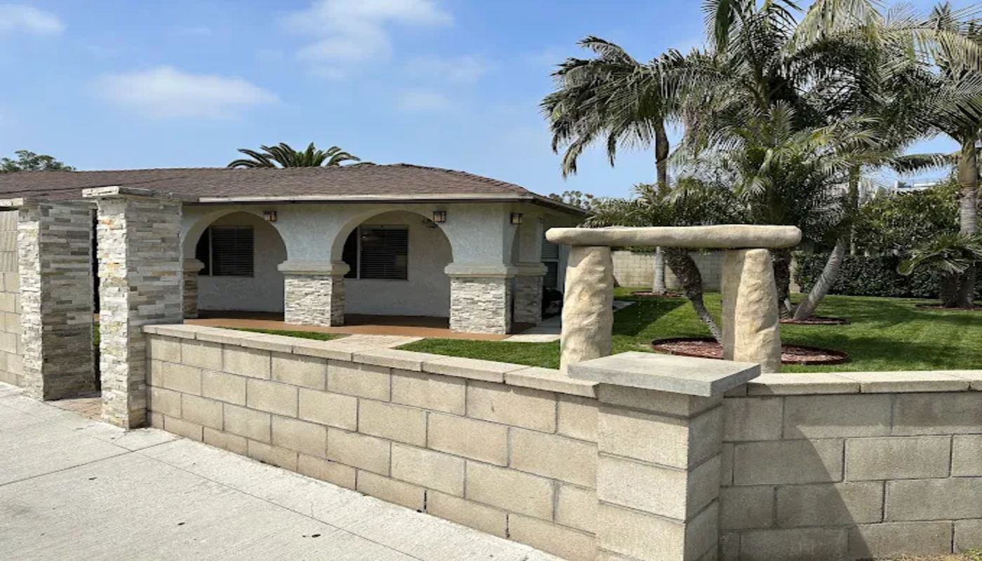 AKUA Mind Body - Mental Health Treatment for Men Orange County