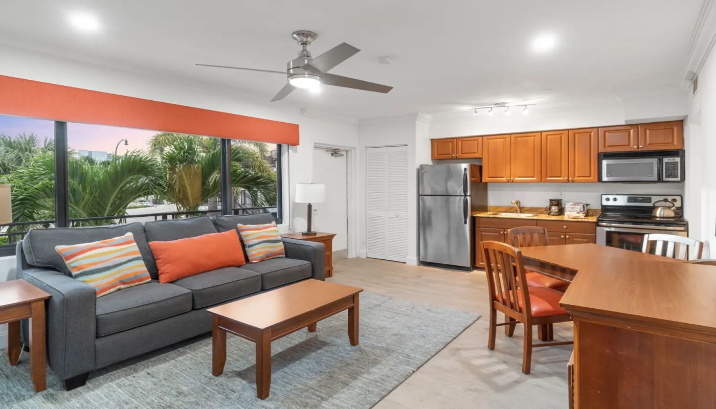 Evolutions Lauderdale by the Sea