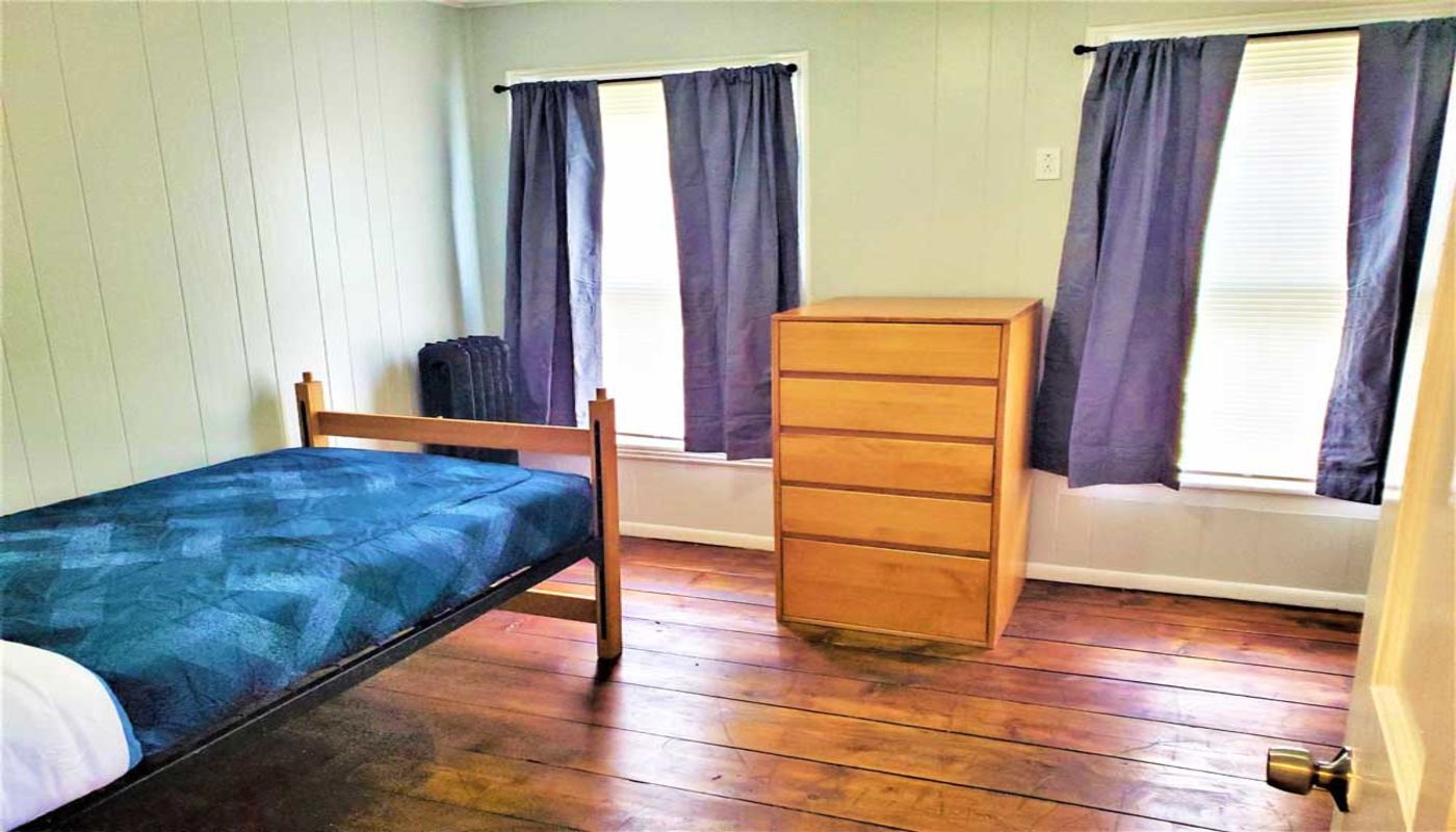 Greenfield Men's Sober House