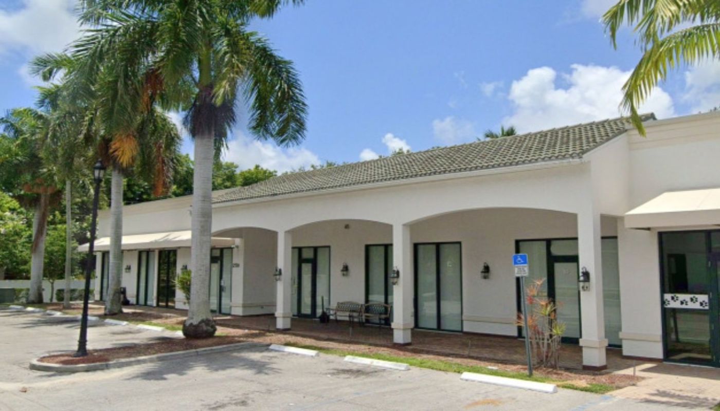 New Season Treatment Center - Naples