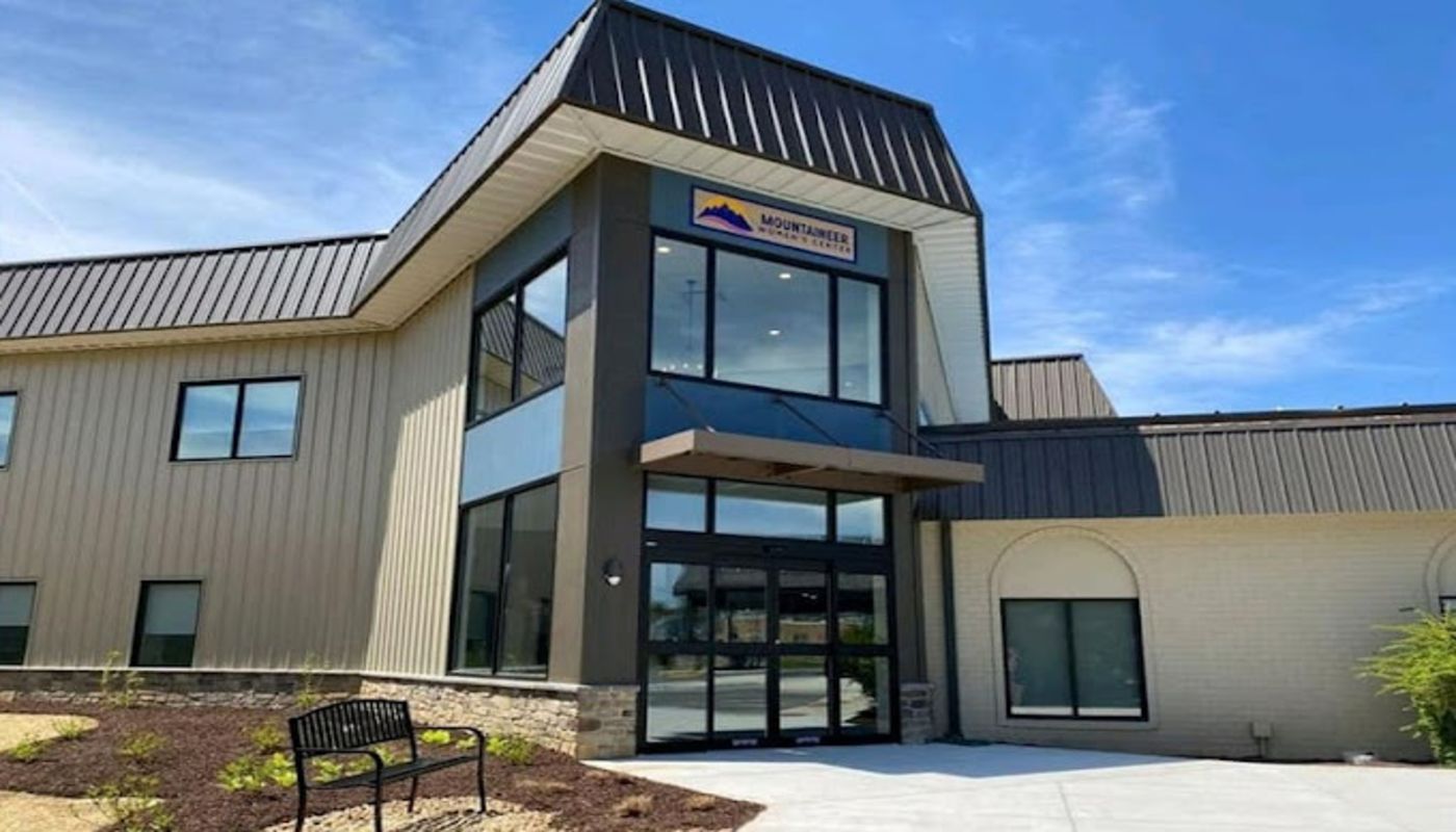 Pyramid Kearneysville Mountaineer